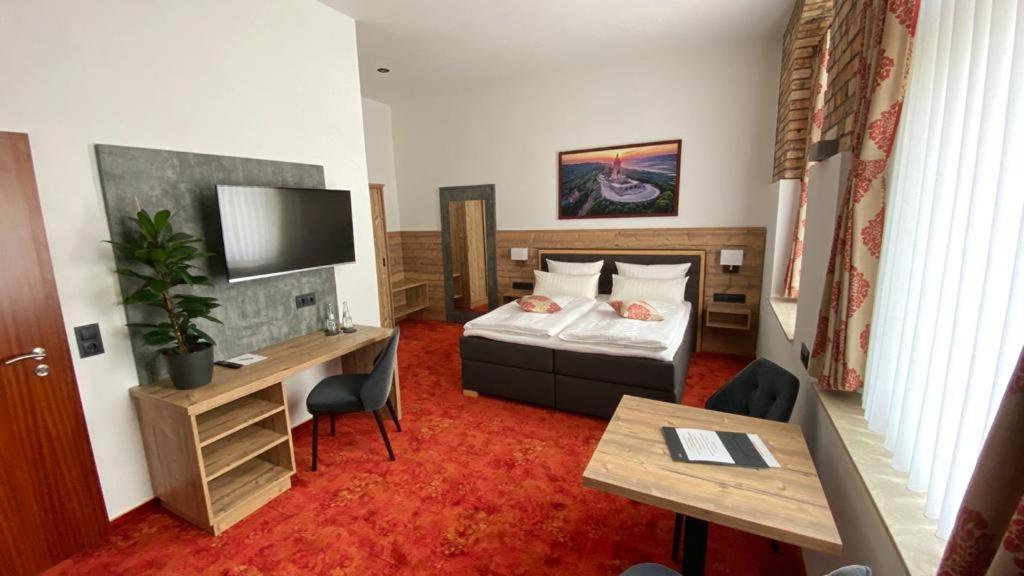 Hotel Friedchen Mit Eigener Fleischerei Artern Extérieur photo