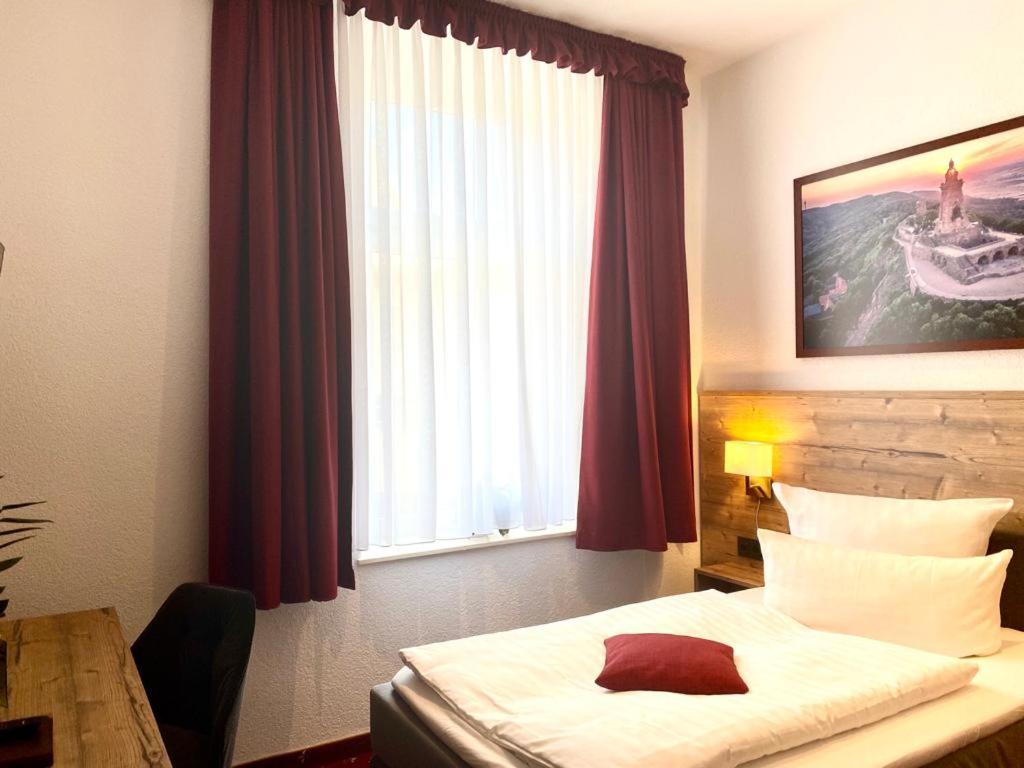 Hotel Friedchen Mit Eigener Fleischerei Artern Extérieur photo