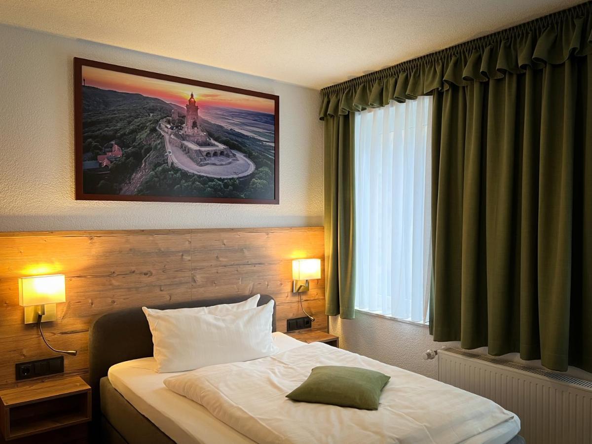 Hotel Friedchen Mit Eigener Fleischerei Artern Extérieur photo